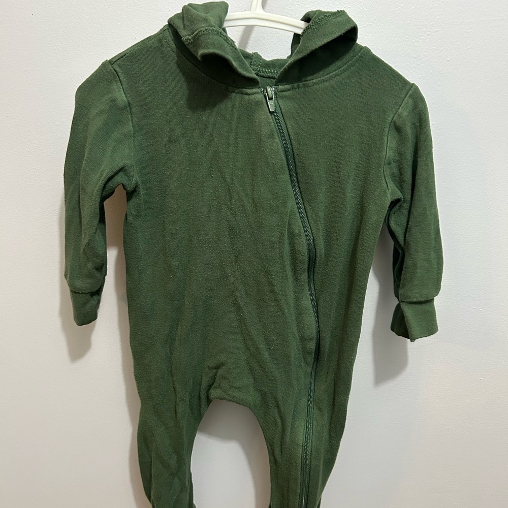 Kyte BABY Green Onesie with Hoodie